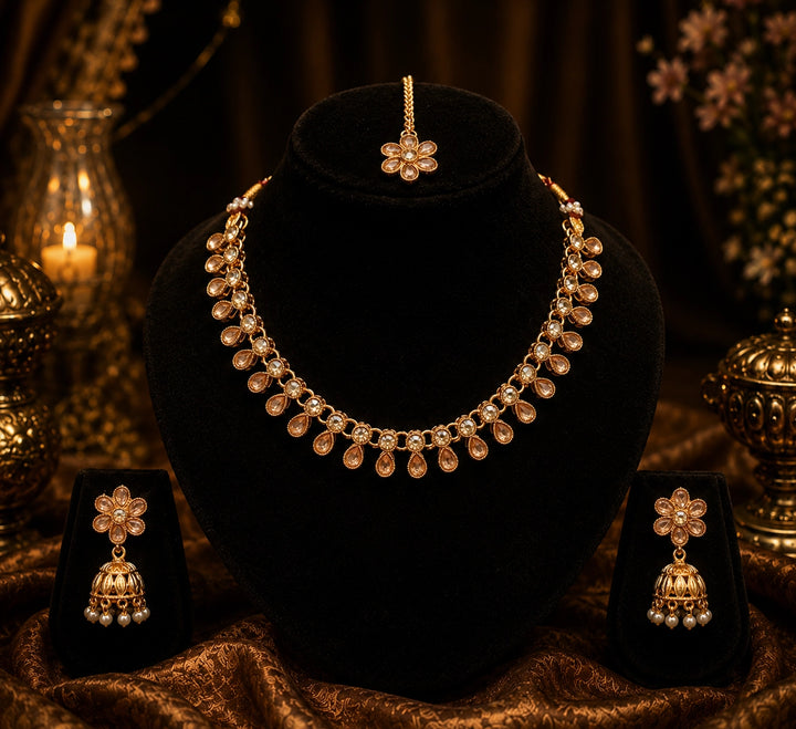 Kundan Peach Colour Choker Set