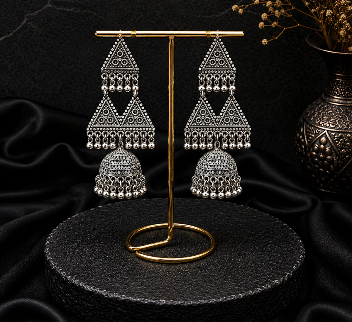 Oxidized Triangle Dangler