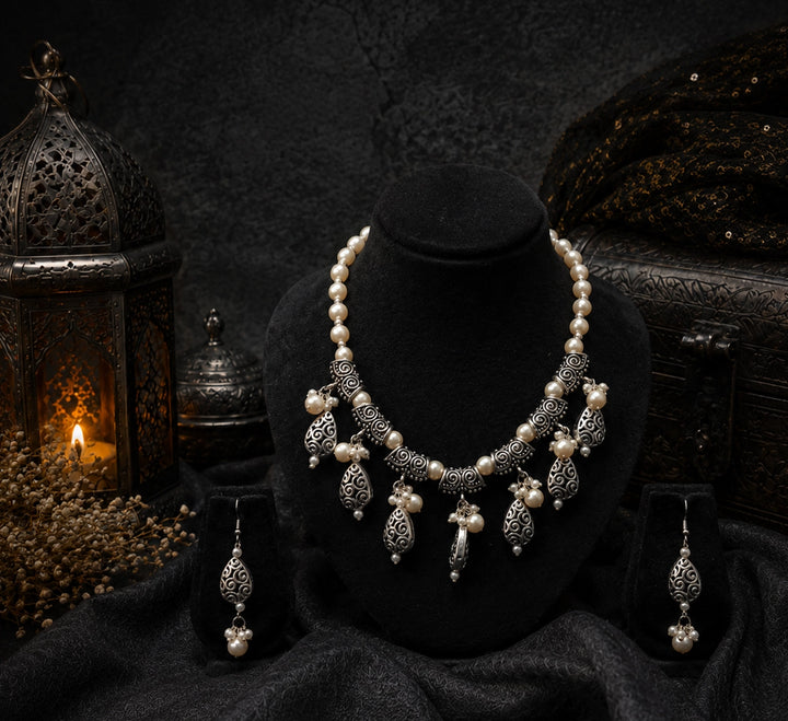 Oxidized Silver & Pearl Necklace